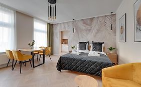 Sea & Monte City Center Apartments